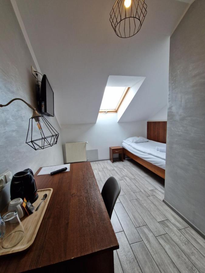 Hotel Milosz Restauracja, Basen Dla Dzieci, Sala Zabaw, Silownia Kartuzy Exteriör bild