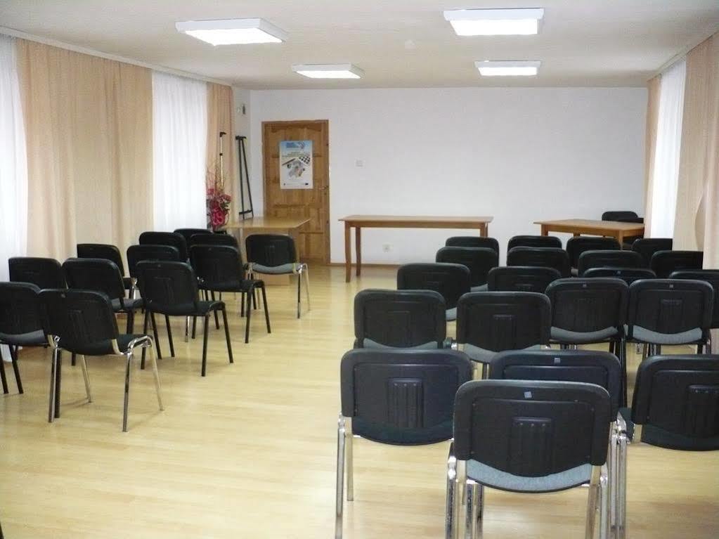Hotel Milosz Restauracja, Basen Dla Dzieci, Sala Zabaw, Silownia Kartuzy Exteriör bild
