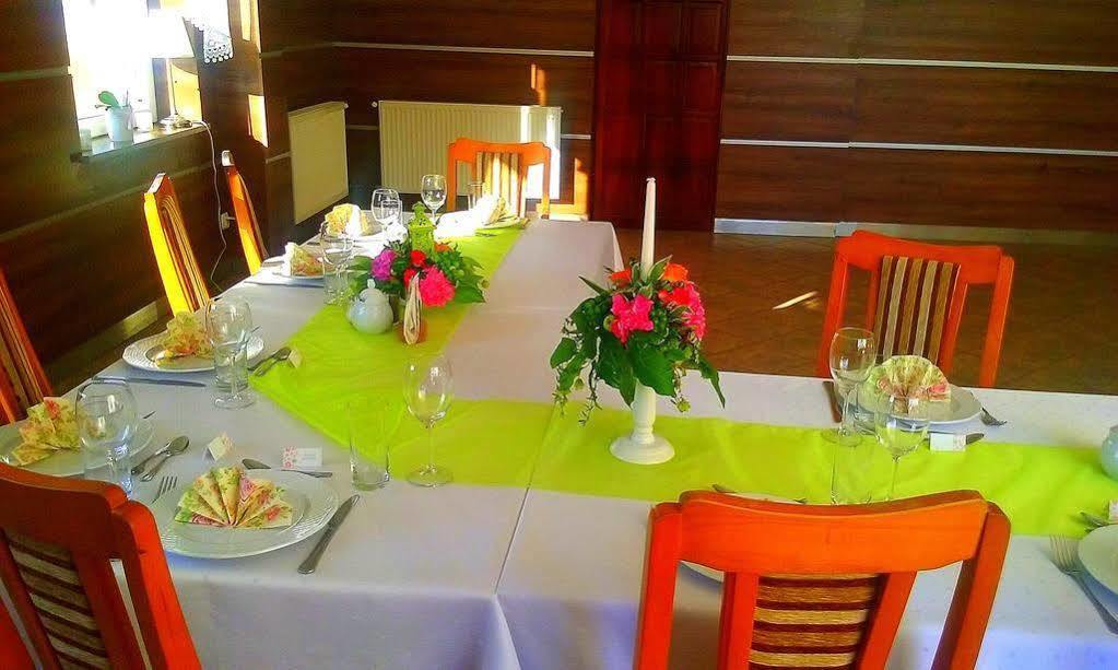 Hotel Milosz Restauracja, Basen Dla Dzieci, Sala Zabaw, Silownia Kartuzy Exteriör bild