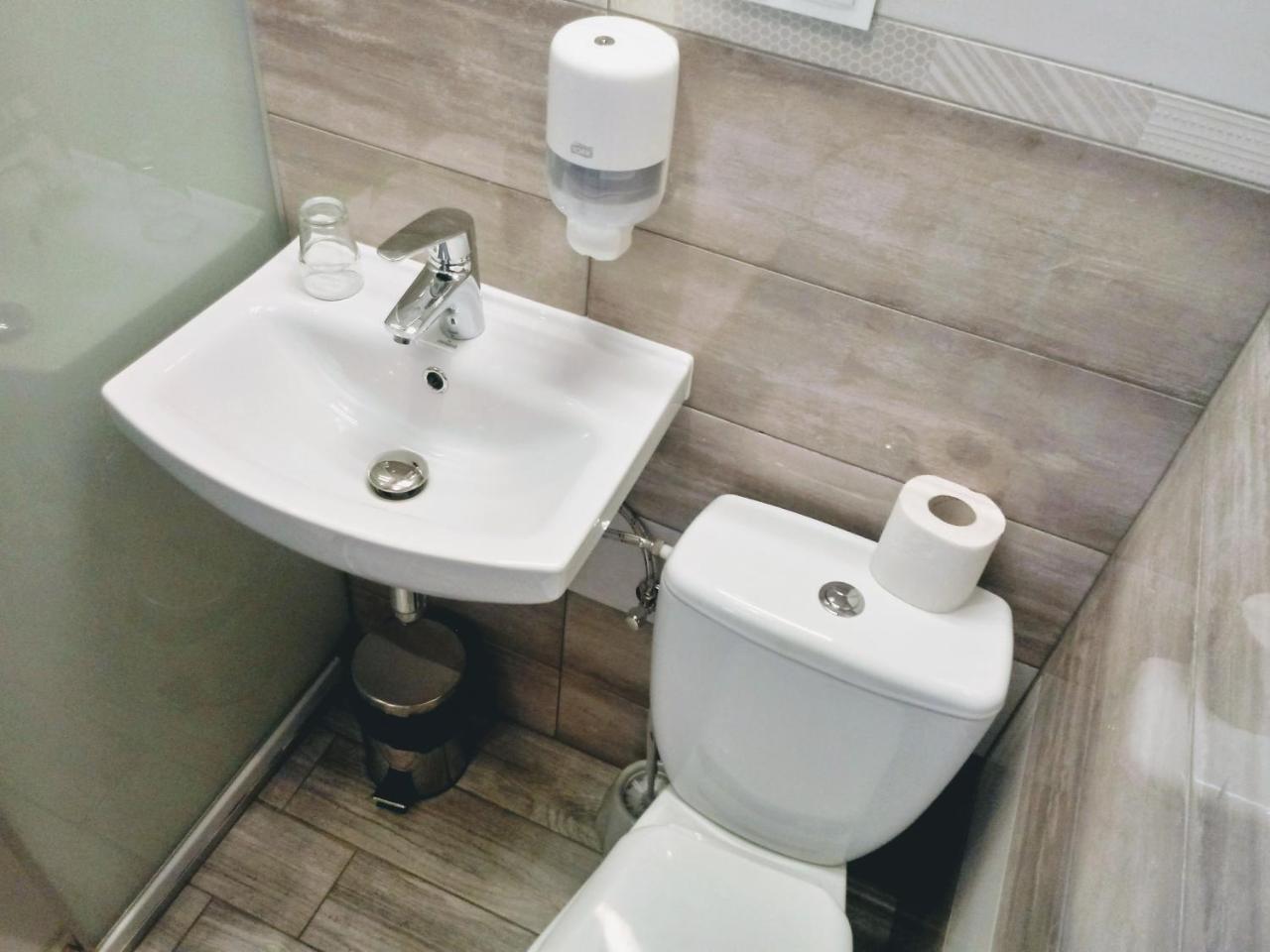 Hotel Milosz Restauracja, Basen Dla Dzieci, Sala Zabaw, Silownia Kartuzy Exteriör bild